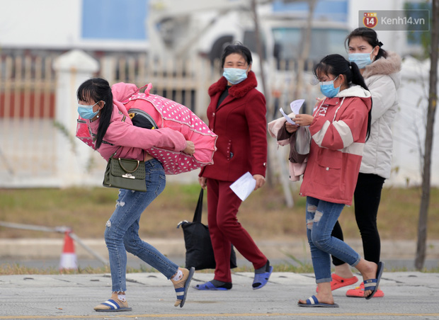 Sinh viên hối hả trở về Quảng Ninh: Không lo giãn cách xã hội chỉ cần được ăn Tết cùng gia đình-15
