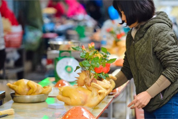 7 bí quyết chi tiêu thực phẩm Tết tiết kiệm, dù nhà có 12 người cũng ăn Tết không quá 5 triệu đồng của mẹ đảm ở Hà Nội-1