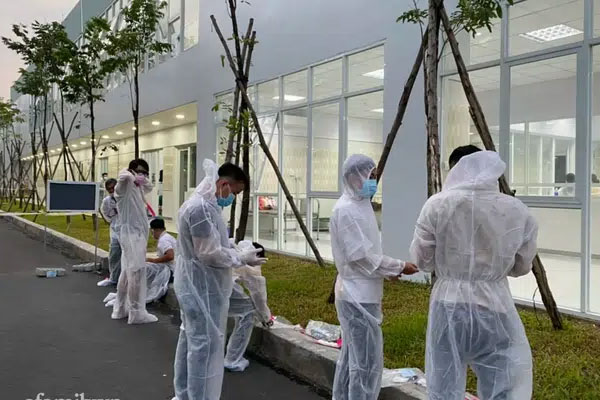 Từ 0h ngày 1/2, Hà Nội yêu cầu các quán karaoke, vũ trường, quán bar tạm dừng hoạt động-1