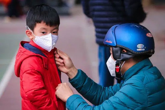 TIN VUI: 100% các học sinh lớp 3E, trường Tiểu học Xuân Phương đã âm tính lần 1 với SARS-CoV-2