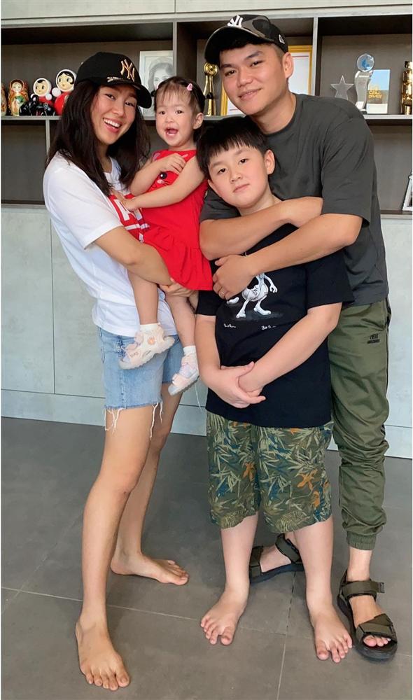 Chồng trẻ Lê Phương nấu ăn&nbsp;ngày càng lên tay, món bánh mì xíu mại đãi vợ con xuất sắc khiến chị em ào ào xin công thức-1