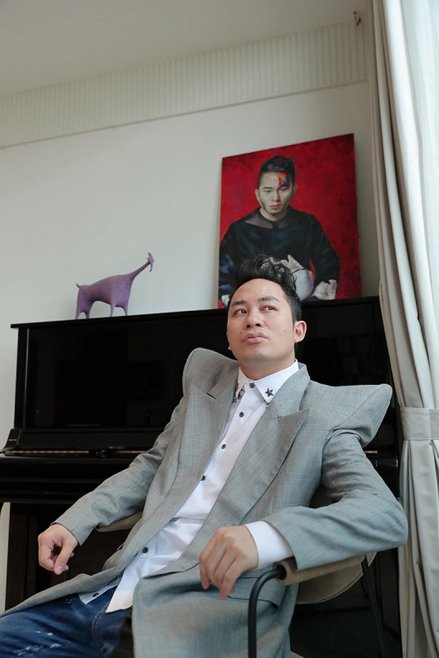 Căn hộ của Tùng Dương: Không quái như nhiều người vẫn tưởng, đáng giá nhất là bộ sưu tập sách và CD đồ sộ-1