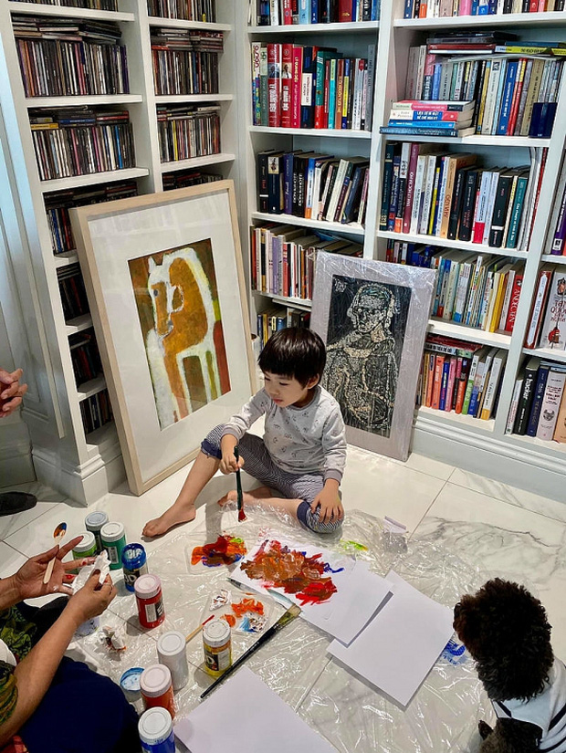 Căn hộ của Tùng Dương: Không quái như nhiều người vẫn tưởng, đáng giá nhất là bộ sưu tập sách và CD đồ sộ-15