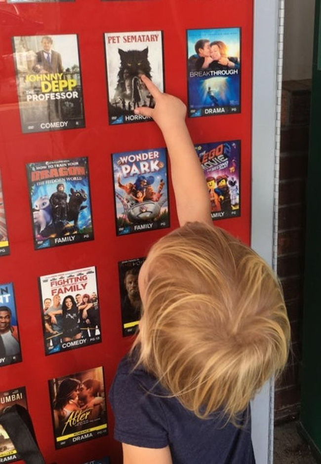 Những bức ảnh chứng minh nhà có con nhỏ vui thì vui đấy nhưng bố mẹ cũng hại não lắm thay-11