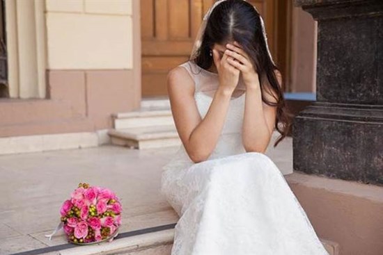 Màn lật lọng vào phút chót của nhà trai khiến tôi điêu đứng