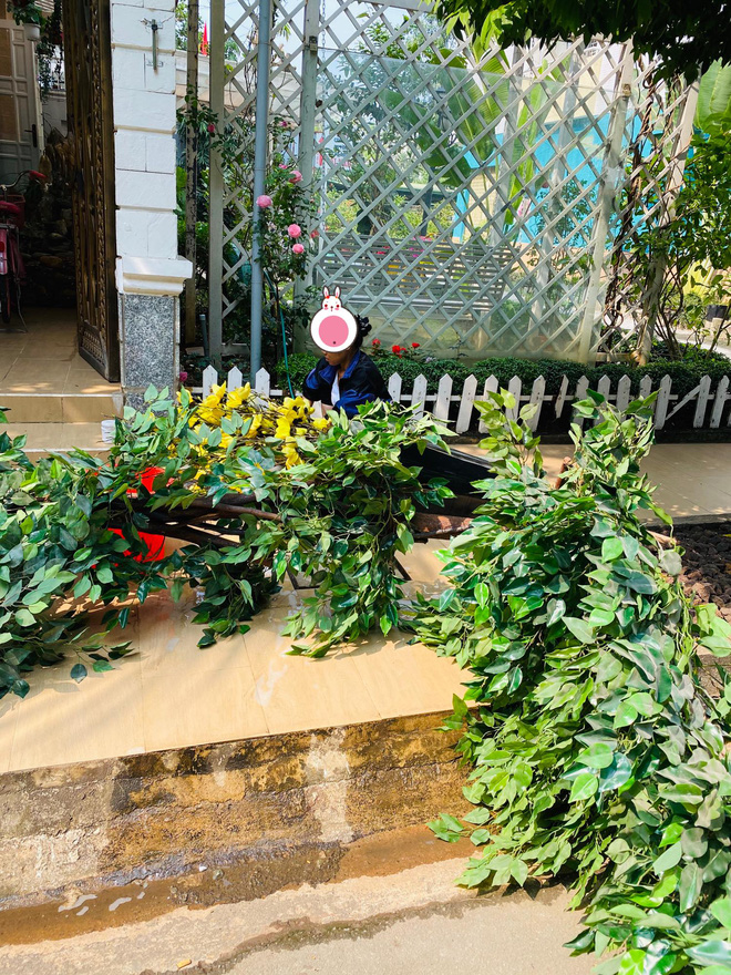 Lấy chồng đại gia, Vy Oanh ở biệt thự rộng 1400m2, mất hơn chục ngày để trang trí Tết lung linh, rực rỡ-5