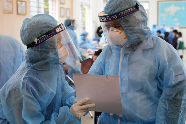 Gia Lai phát hiện nam thanh niên 18 tuổi dương tính SARS-CoV-2, tiếp xúc nhiều y bác sĩ-1