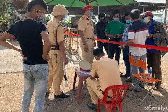 Gia Lai phát hiện nam thanh niên 18 tuổi dương tính SARS-CoV-2, tiếp xúc nhiều y bác sĩ