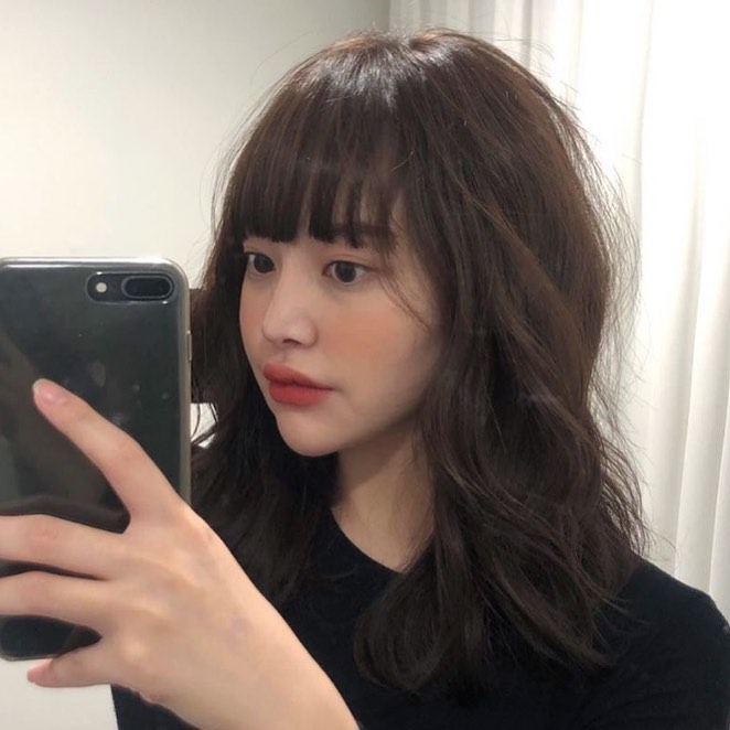 Có đến 4 phiên bản tóc mái bằng đang hot tại các salon Hàn, kiểu nào cũng xinh yêu và trẻ trung hết cỡ-3