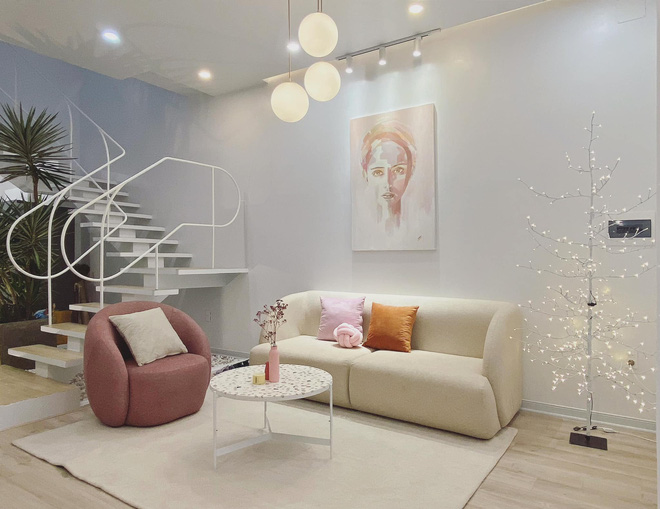 Vợ chồng trẻ xây nhà ở Đà Nẵng hết gần 1 tỷ, giải thích lí do làm chiếc cầu thang mong manh gây tranh cãi-3