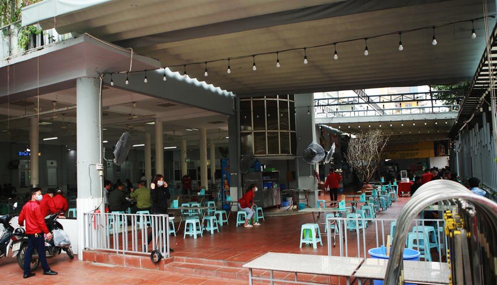 Không một bóng khách, nhà hàng, quán nhậu ở Hà Nội đồng loạt đóng cửa-2