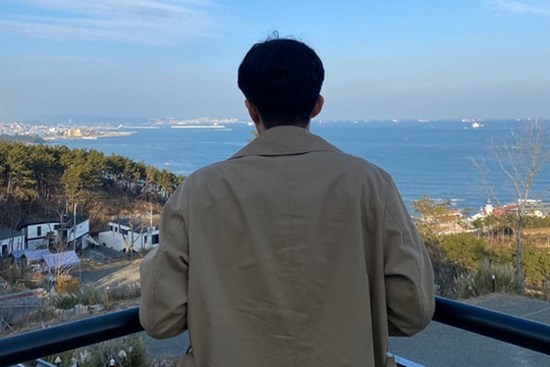 Thanh niên năm đầu ăn Tết xa nhà vì đi thực tập trúng vùng dịch, team chọn ở lại Hà Nội đồng cảm vào 