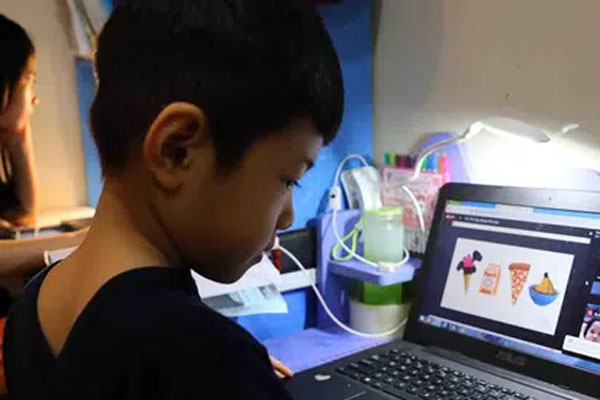 Thông báo nghỉ học cũng không quên bắt trend chúng ta của hiện tại, câu chốt cuối của thầy giáo khiến cả lớp rưng rưng-2