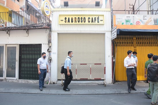 TP.HCM: Phong tỏa quán cafe trên phố đi bộ Bùi Viện vì BN1883 ở Hà Nội từng ghé