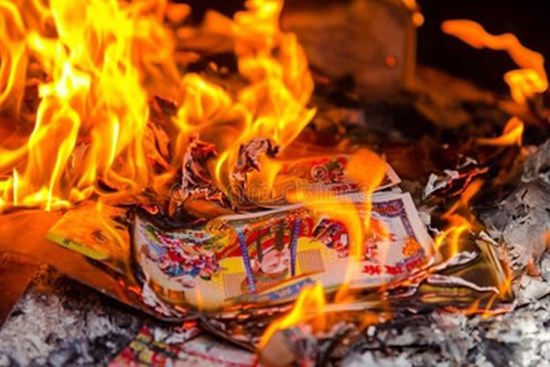 Bài cúng hóa vàng Tết Tân Sửu 2021 chuẩn nhất