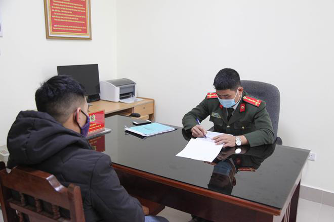 Đăng Facebook Covid đi hát có tay vịn”, nam thanh niên bị phạt 5 triệu đồng-1