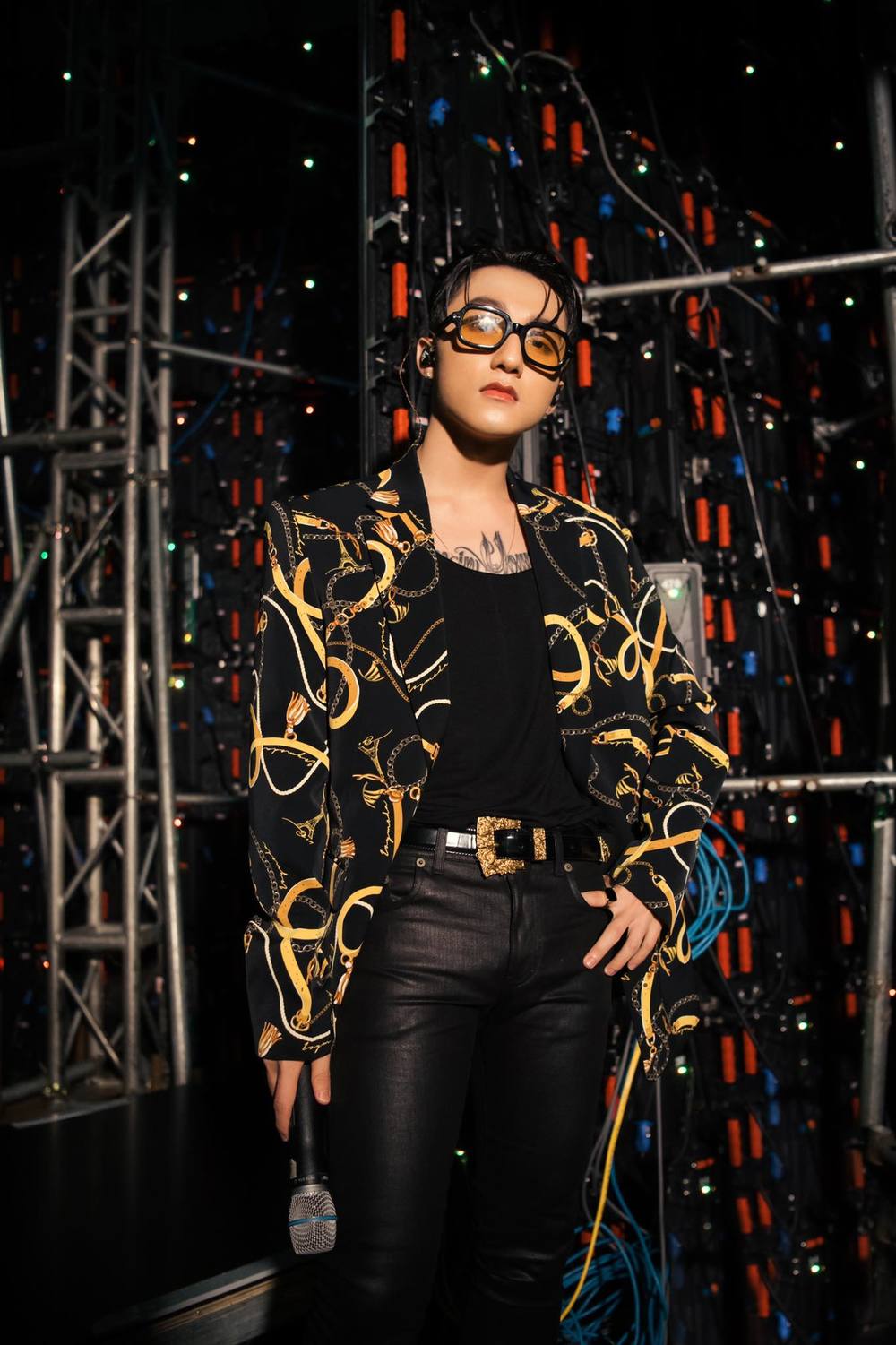 Sơn Tùng giàu cỡ này: Cát-xê 8 con số, kiếm 20 tỷ VND/tháng từ YouTube-1