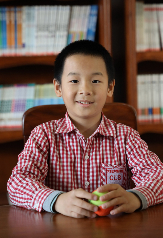 Ai cũng tò mò bà mẹ của ca sinh 8 này đã dạy gì mà các con đều thông minh học giỏi, đặc biệt mới lớp 4 đã có ước mơ riêng-5