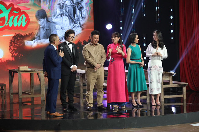 Ký ức vui vẻ: Khiến fan vỡ oà với cảnh MC Lại Văn Sâm gặp bé Đậu Đũa, ekip sản xuất vẫn xin lỗi vì có sự cố-8