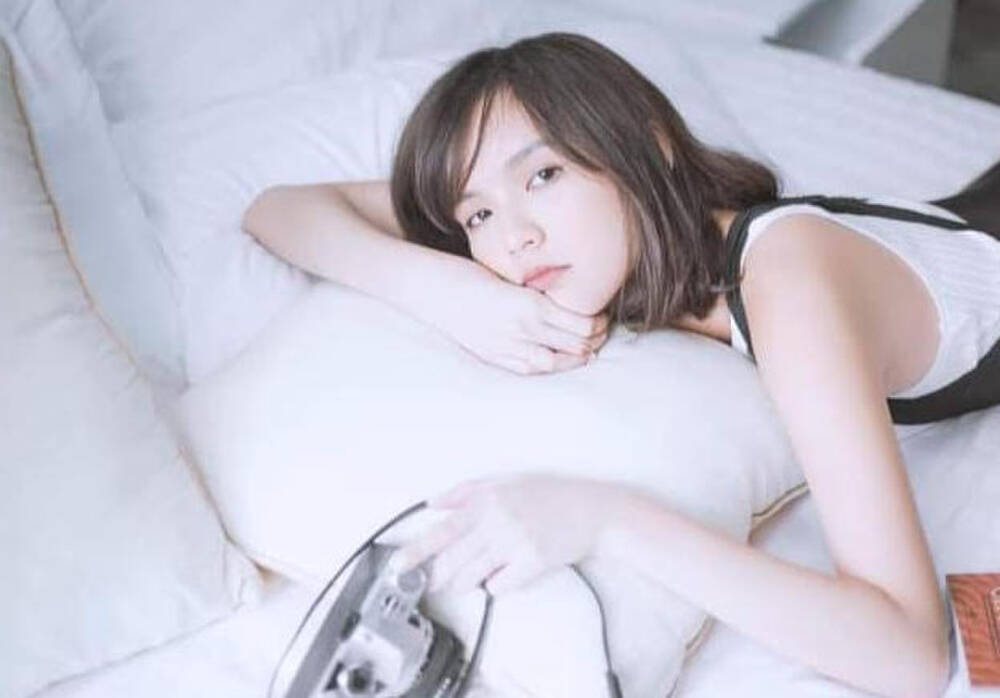 Độc giả phẫn nộ Hải Tú lấy sách che vùng nhạy cảm, nhà xuất bản lên tiếng: Đã làm việc với phía Sơn Tùng-5