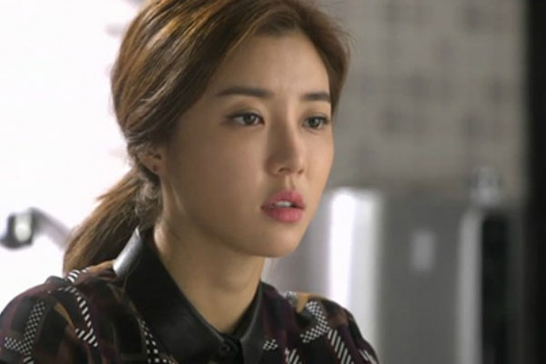 Đau bụng quằn quại nên đi khám, bác sĩ yêu cầu tôi nhập viện nhưng bạn trai lại nói một câu khiến tôi choáng váng-2