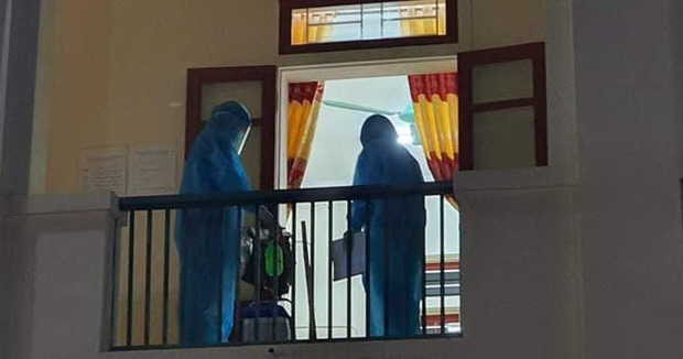 Nam sinh viên trường FPT cơ sở Mỹ Đình tự đi xe máy từ Hà Nội về Nghệ An lên cơn sốt, ho-1