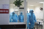 Ảnh, clip: Phong toả, phun khử khuẩn ngân hàng tại Hà Nội - nơi làm việc của ca mắc Covid-19 thứ 22-11