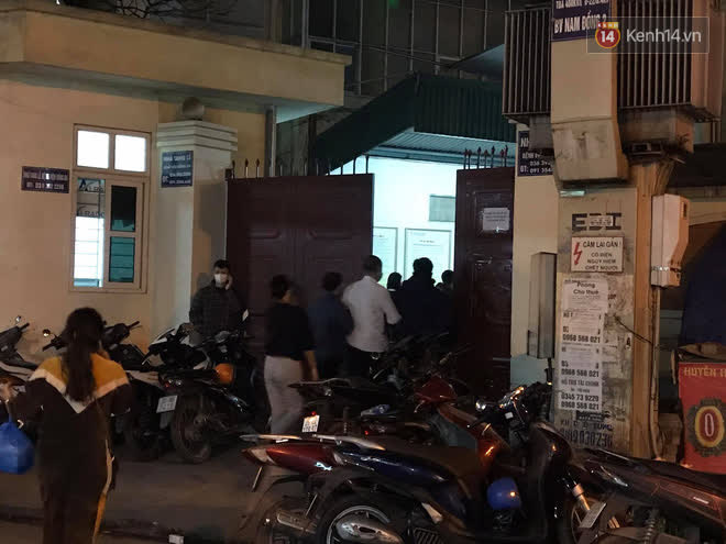 Vụ cháy khiến 4 người tử vong ở Hà Nội, người thân chết lặng tại nhà tang lễ: Nhà nó chỉ có 2 anh em duy nhất thôi, ai ngờ giờ xảy ra cơ sự đau lòng như vậy”-4