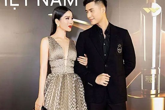 Bạn trai kém 12 tuổi của Lệ Quyên thừa nhận nữ ca sĩ và mình là 