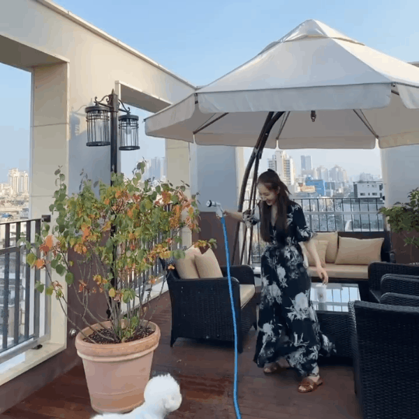 7 món đồ đắt nhất trên Instagram của Park Min Young: Choáng với bộ váy hoa trễ vai nhìn đơn giản mà gần 100 triệu-4