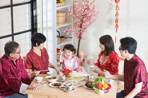 Mua giò lụa ngày Tết nhớ tránh xa 3 loại: Vừa không ngon lại chứa nhiều hàn the-3