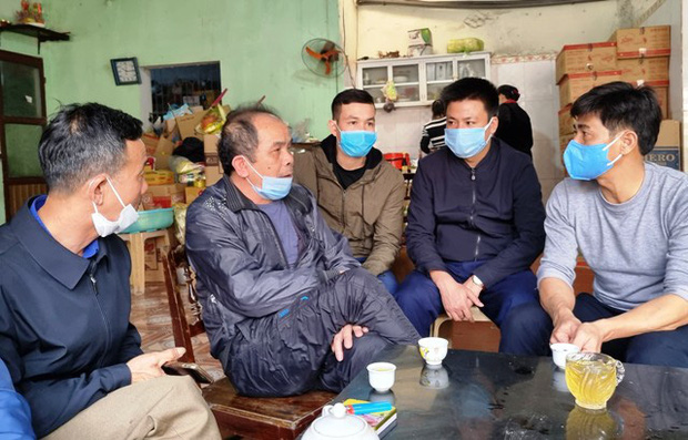 4 thanh niên tử vong trong vụ cháy do đốt vàng mã ở Hà Nội: Người vợ mang thai 8 tháng ôm linh cữu chồng khóc nghẹn-3