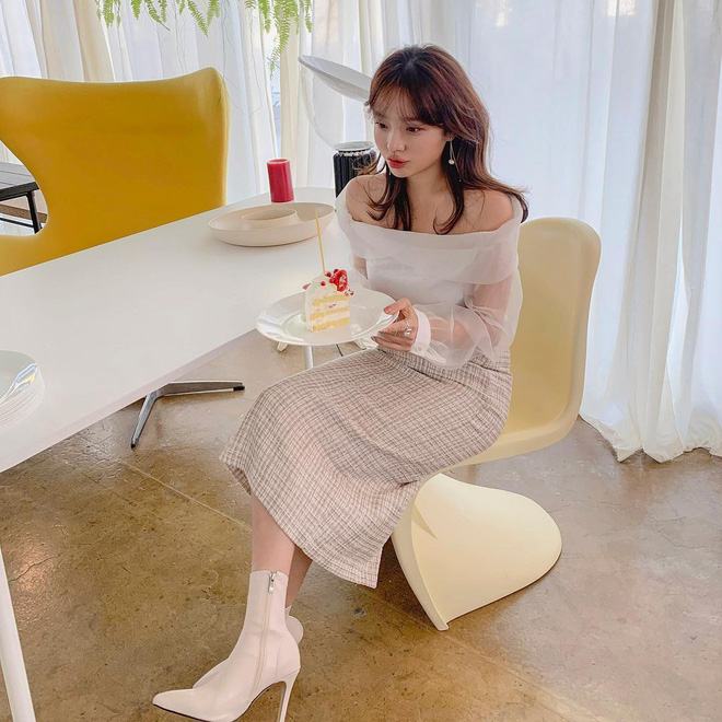 5 kiểu giày đáng sắm giúp style lên đời dịp Tết: Diện với váy hay quần cũng xinh sang hết cỡ-12