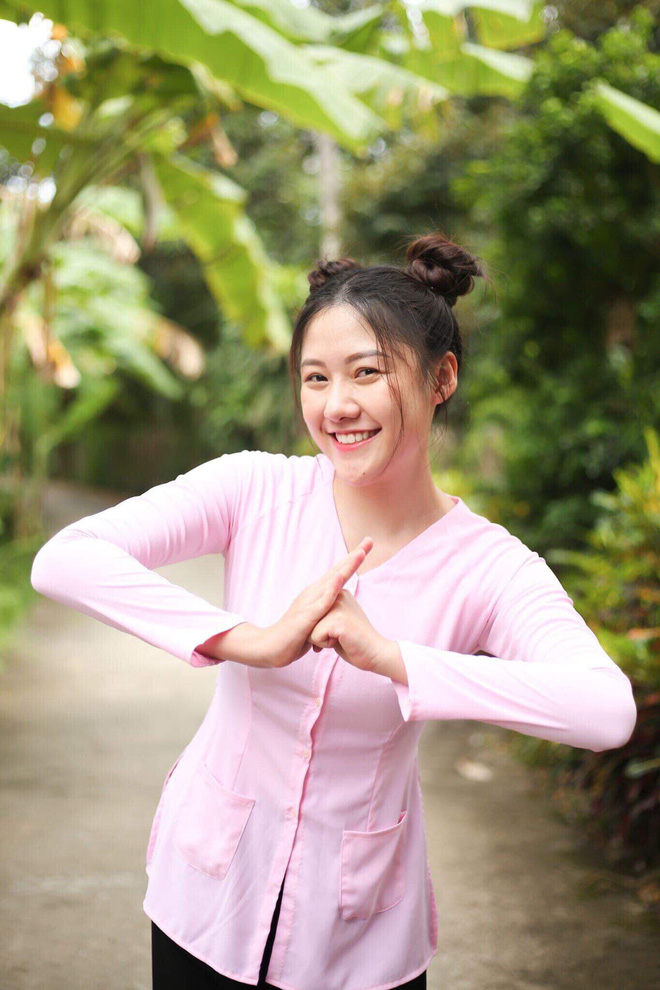 Em gái Trấn Thành tung ảnh hiếm chúc mừng sinh nhật anh trai, ai ngờ chiếm luôn spotlight của nhân vật chính-5