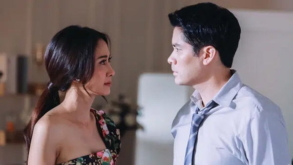 Chồng xẵng giọng yêu cầu bỏ tư tưởng ấy” khi bàn về ngoại đón Tết, vợ dùng ngay chiêu gậy ông đập lưng ông”-2