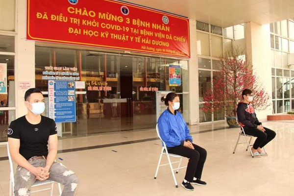 Bệnh nhân 1536 tại Đà Nẵng 2 đáy phổi đông đặc, tiên lượng nặng-1