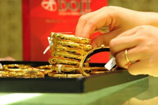 Giá vàng hôm nay 7/2: Chốt một tuần giảm giá