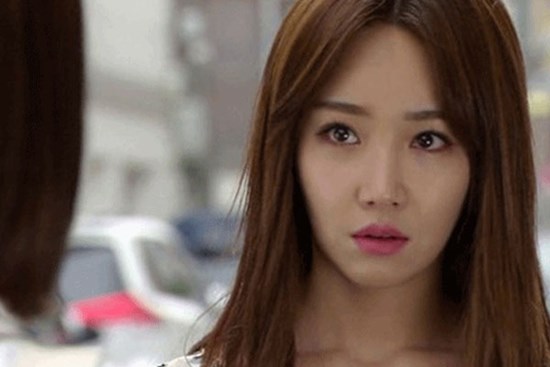 Vợ mới đòi ly hôn vì tôi qua đêm ở nhà vợ cũ