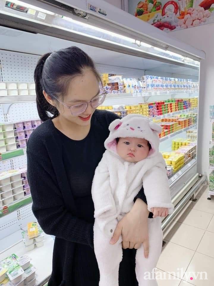 Chồng suốt ngày khiến vợ ngứa mắt” khi mang bầu, con vừa ra đời đã có điệu lườm nguýt y chang mẹ, các bố xem mà rút kinh nghiệm-9