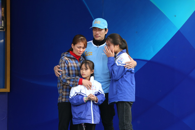 Kiều Minh Tuấn: Tôi đang bị bệnh, không thể mang vật nặng quá 10kg-3