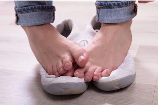 7 mẹo nhỏ loại bỏ mùi hôi chân nhanh chóng, đơn giản nhưng hiệu quả ngoài sức tưởng tượng