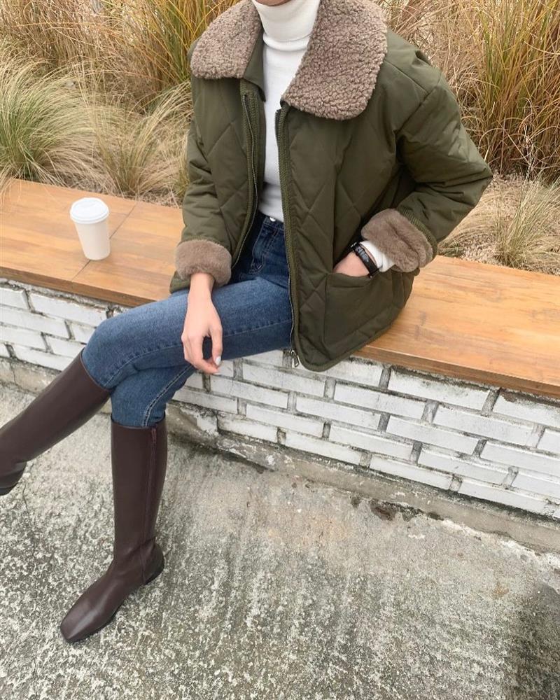 11 cách diện boots cao ngang gối được hội sành mặc mê nhất lúc này, update ngay để diện đẹp cả Tết-1