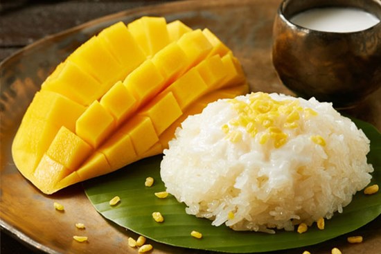 Làm xôi xoài nước cốt dừa thơm ngon cho ngày Tết