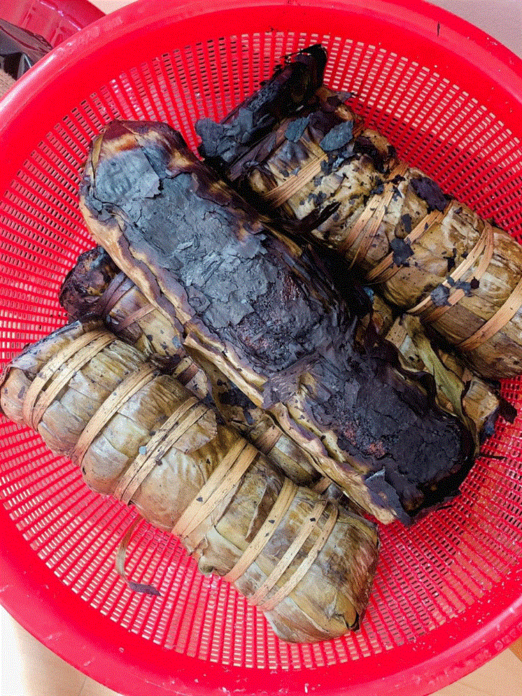 Mải xem review phim, thanh niên làm cháy đen mẻ bánh chưng: Chính thức mất Tết từ đây-4