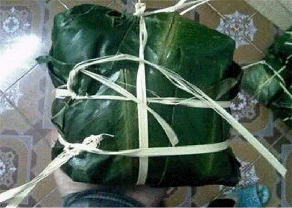 Mải xem review phim, thanh niên làm cháy đen mẻ bánh chưng: Chính thức mất Tết từ đây-10