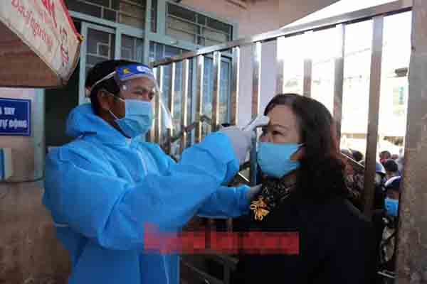 TP.HCM: Ghi nhận thêm 1 trường hợp nghi nhiễm Covid-19 mới là nhân viên sân bay Tân Sơn Nhất-3