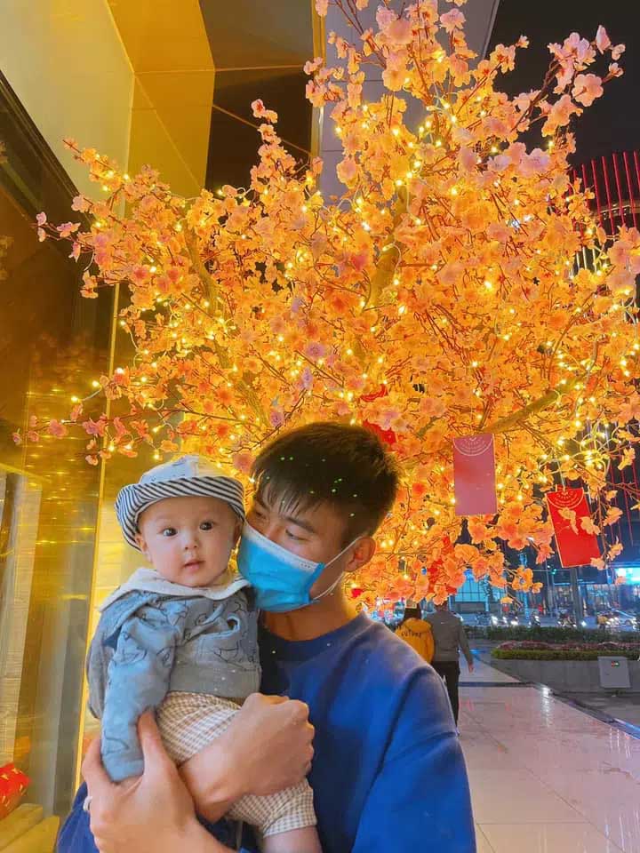 Kỷ niệm ngày cưới Duy Mạnh, Quỳnh Anh của hiện tại không được sống ảo” cùng chồng con vì chưa gội đầu, make-up-2