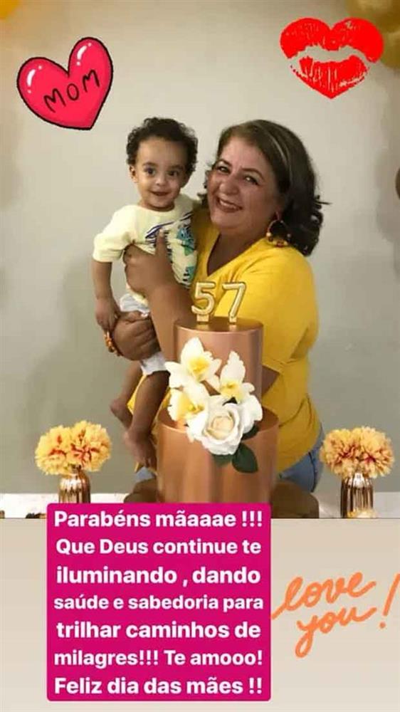 Bé trai trong bức ảnh sinh ra vẫn đang nằm nguyên trong túi ối” từng gây chấn động thế giới vài năm trước giờ ra sao?-8