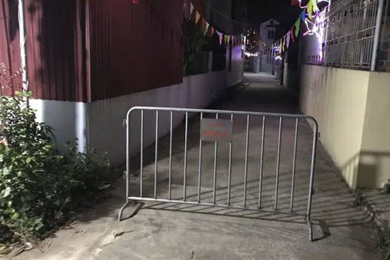 Phong tỏa tạm thời nơi ở của bệnh nhân 70 tuổi phát hiện dương tính SARS-CoV-2 khi đi khám ruột thừa