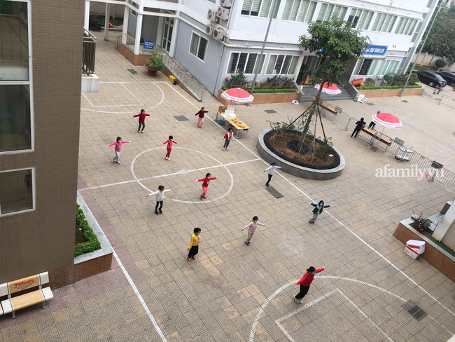 Không khí đón giao thừa tại trường tiểu học Xuân Phương, cái Tết đáng nhớ của thầy trò và phụ huynh trong khu cách ly-1